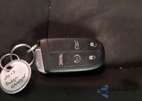 2013 Dodge Charger R/T из США, поврежденный, VIN 2C3CDXCT1DH715780